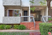 Photo - 8611 Burton Wy Unit 4