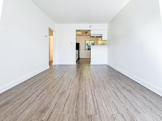 Building Photo - 12521 Lakewood Blvd Unit 43