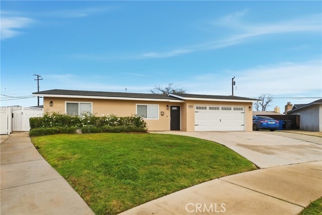 Photo - 1647 N Lake Ave