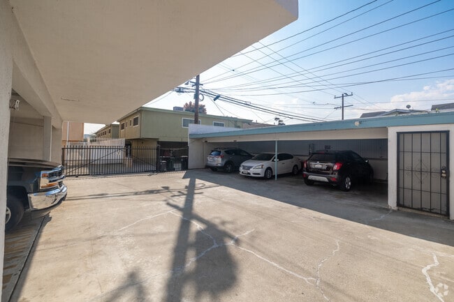 Parking - 912 E. La Palma Dr.