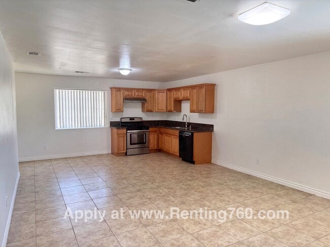 Photo - 3 Bed 2 Bath Home With Scenic Desert Views