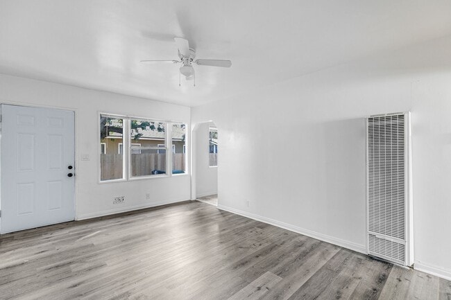 Photo - 13410 S Vermont Ave Unit 13410