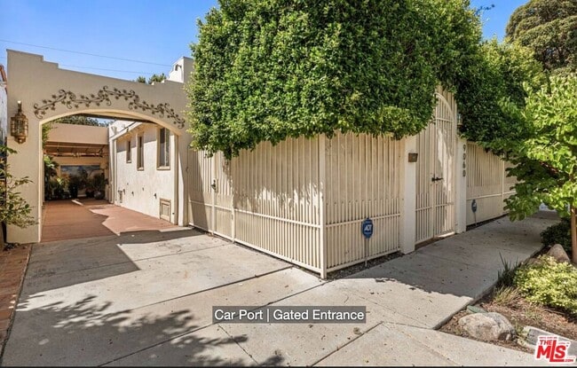 Photo - 9060 Harland Ave