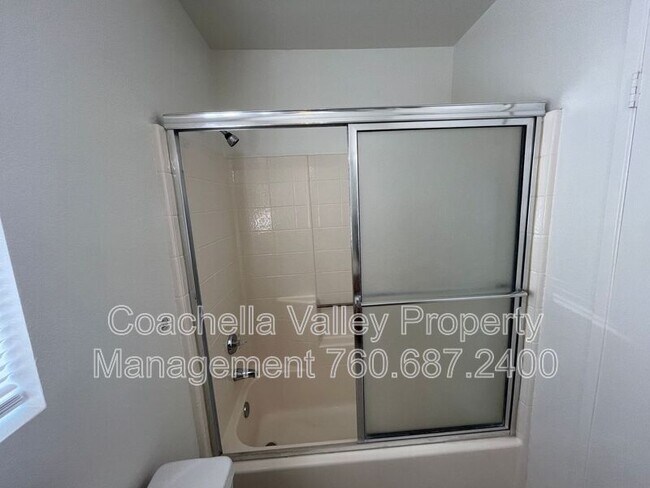 Photo - 28640 Landau Blvd
