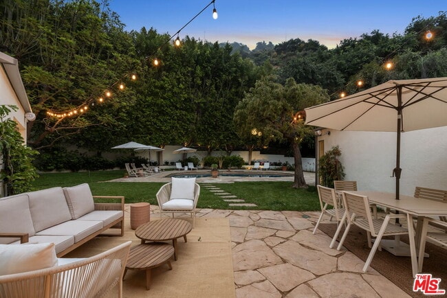 Photo - 9451 Hidden Valley Pl