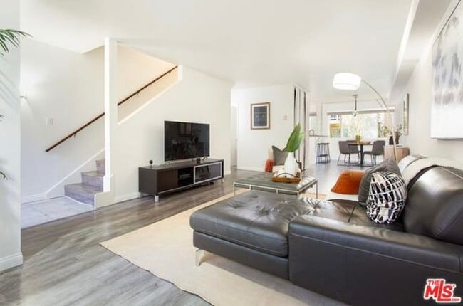 Building Photo - 8025 Redlands St Unit 22 Rental
