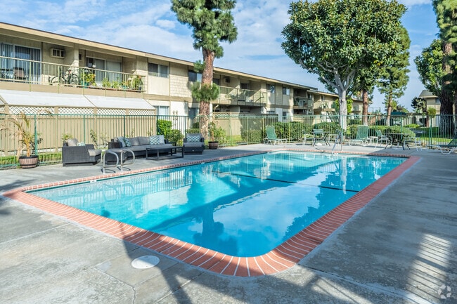 Pool - Garden View Apartments