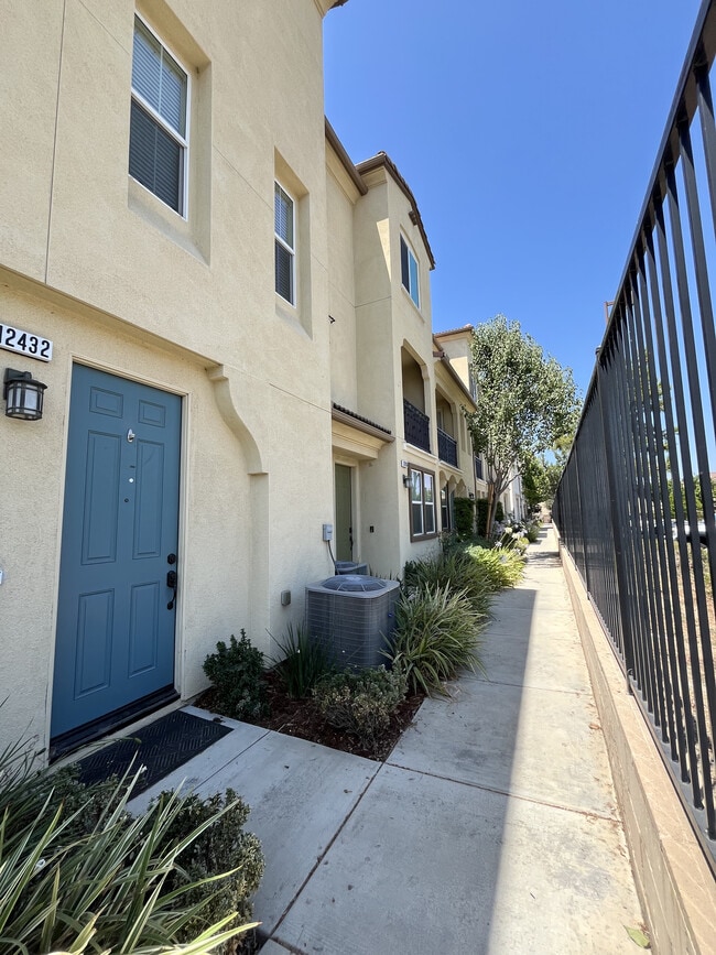 Photo - 12432 Constellation St