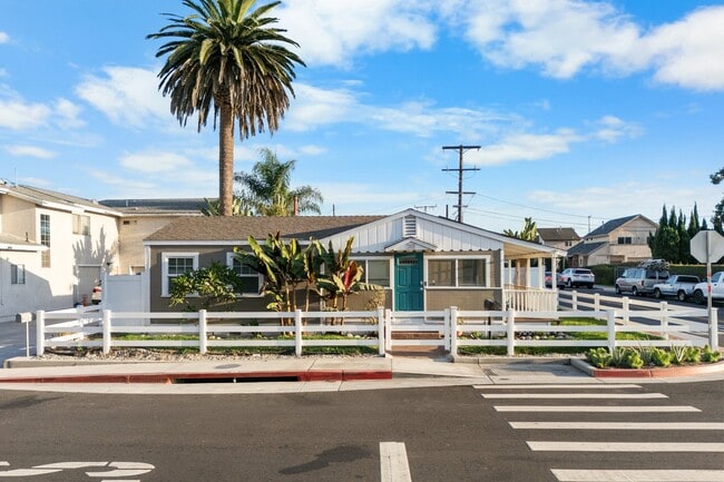 Photo - 7822 Sycamore Drive