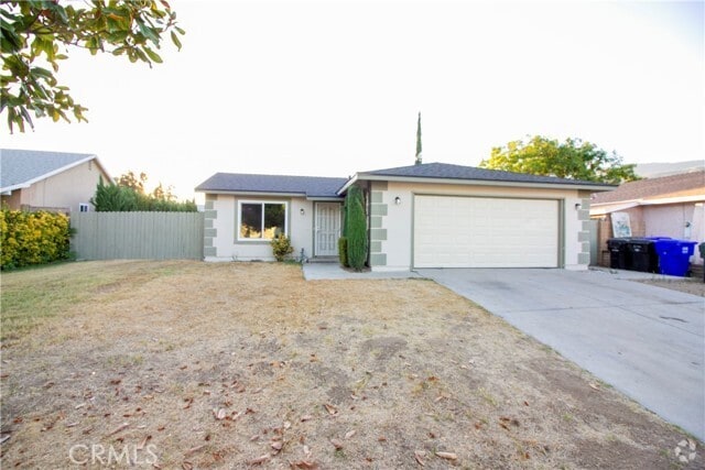 Building Photo - 5136 Saguaro St Rental