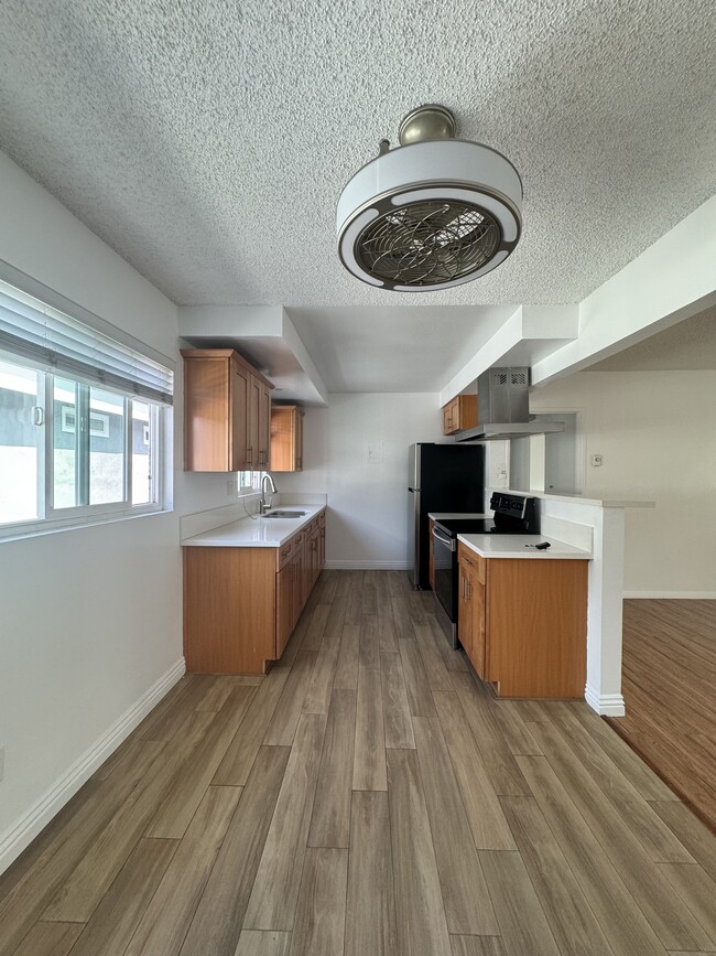 Photo - 1310 Agate St Unit C