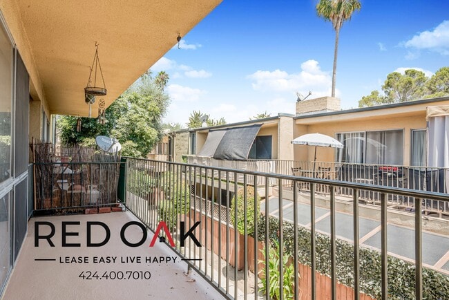 Photo - 15101 Magnolia Blvd Unit D2