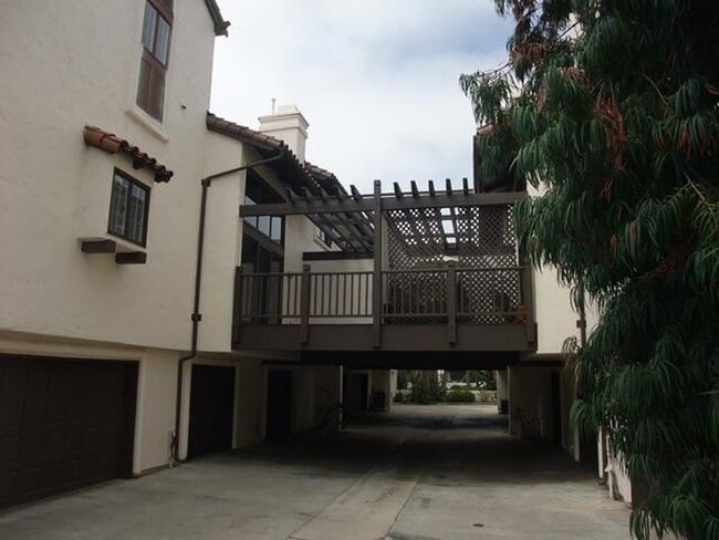 Photo - 8614 Villa La Jolla Dr Townhome