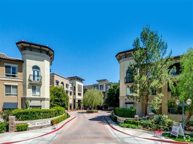 Building Photo - 24505 Town Center Dr Unit # 7102 Rental