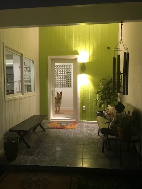 Building Photo - 3102 E Vanowen Ave