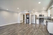 Photo - 5258 Oakland St