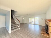 Photo - 869 W 14th St
