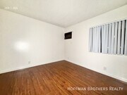 Photo - 15040 Vanowen St Unit 306