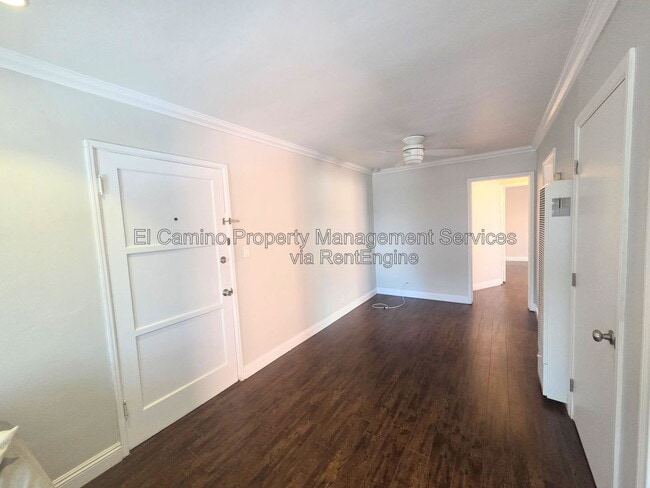 Building Photo - 1036 2nd St Unit 7
