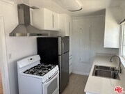 Photo - 8437 Lilienthal Ave