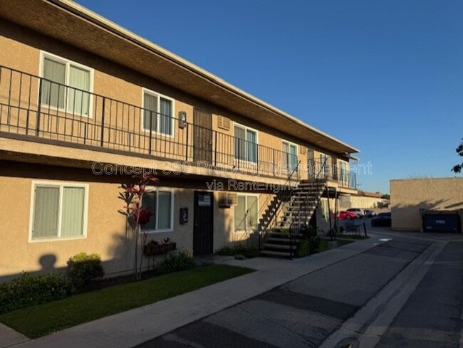 Building Photo - 9421 Cedar St Unit 9