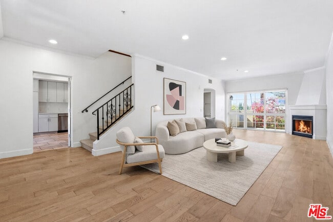 Photo - 851 N San Vicente Blvd Unit 318