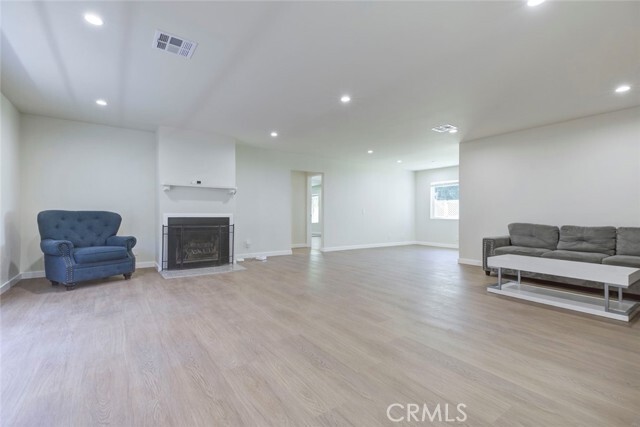 Photo - 7710 Wentworth St