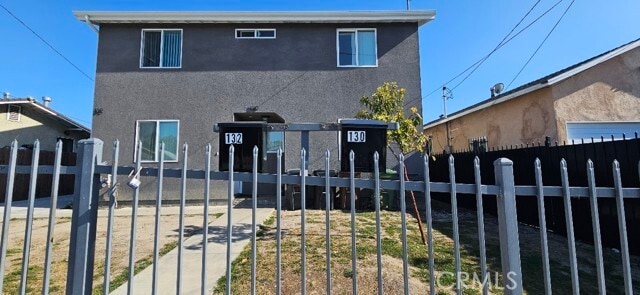 Building Photo - 132 E Maple St