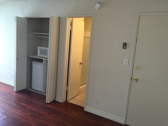 Photo - Casablanca West Apartments