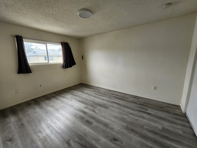 Photo - 2385 Chanslor St
