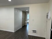 Photo - REALLY NICE UPSTRS 1BD 1BA CONDO FOR LEASE! MUST SEE! Unit APT 76