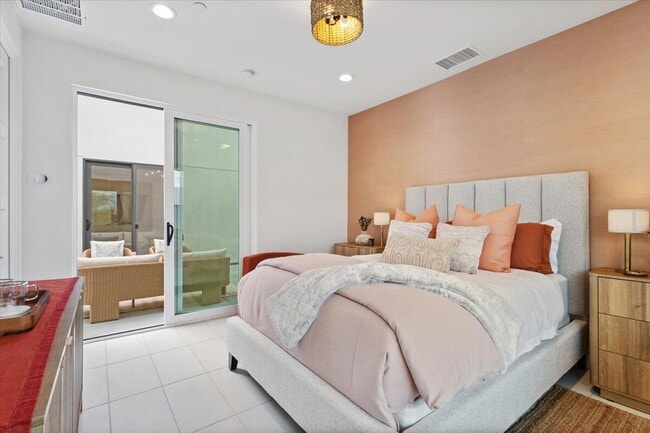 Photo - 416 Palladium Blvd