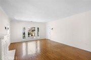 Photo - 218 E Windsor Rd Unit 3