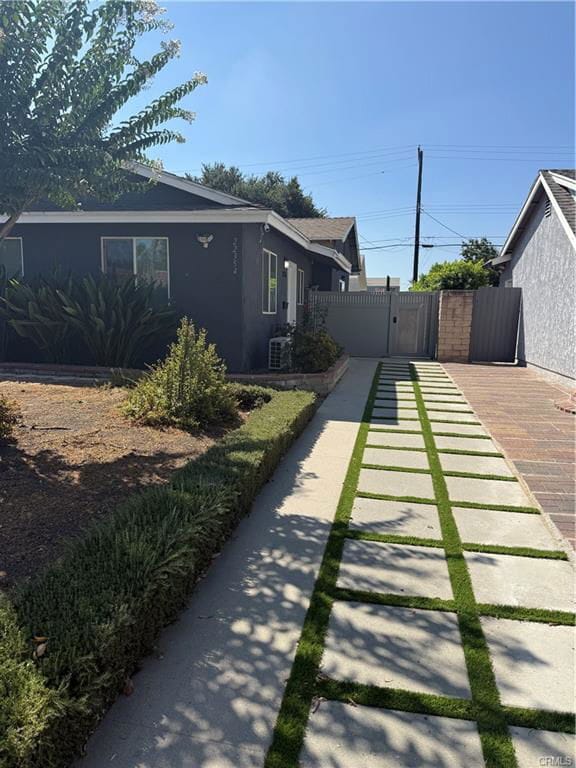 Building Photo - 22352 1/2 Schoenborn Street, Los Angeles, ... Rental