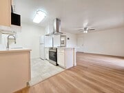 Photo - Parklane Apartments