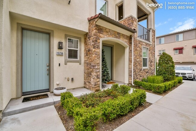 Building Photo - 1523 St Simon Cir