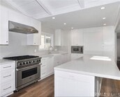 Photo - 619 Poinsettia Ave