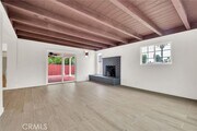 Photo - 20756 Saticoy St