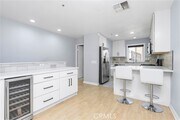 Photo - 334 S Walnut Ave