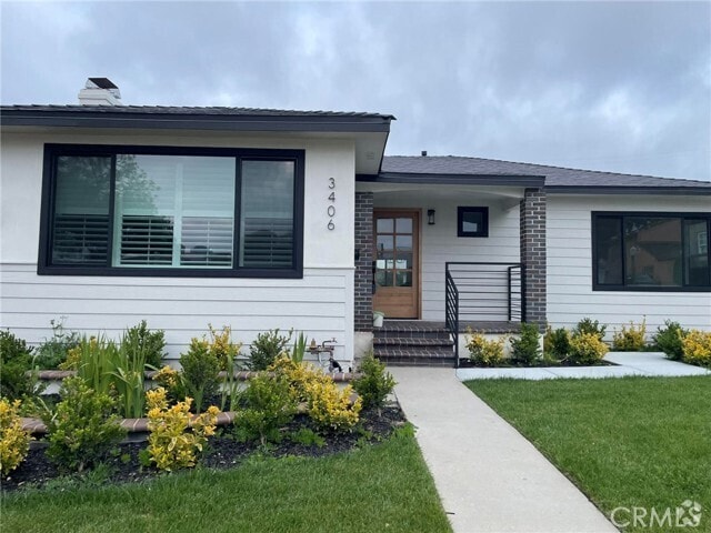 Building Photo - 3406 S Dunsmuir Ave Rental