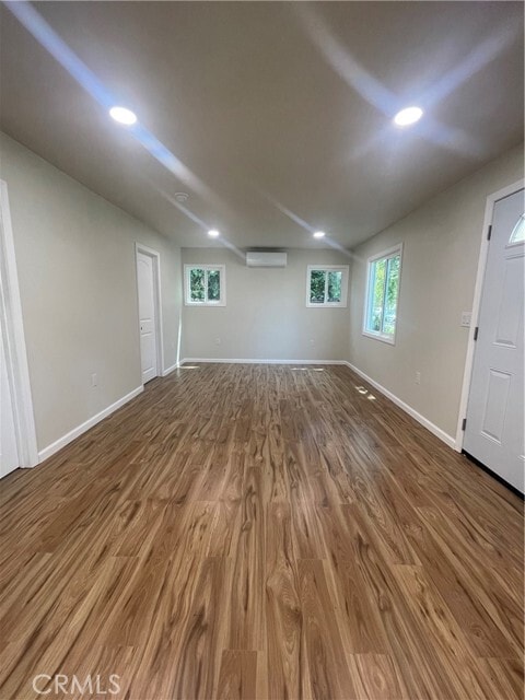 Photo - 500 S Illinois St