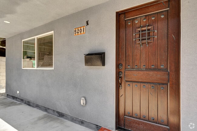 Building Photo - 5193 W 20th St Rental