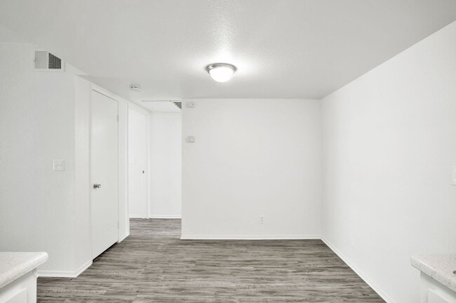 Photo - 1BD 1BTH A Unit 135