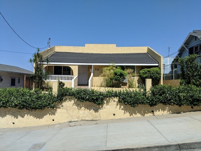 Building Photo - 711 Maltman Ave Unit 711 Maltman Ave