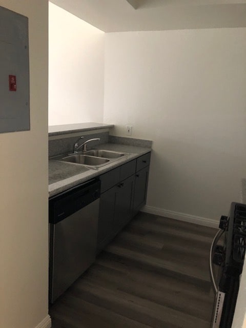 Photo - 1339 N Sycamore Ave