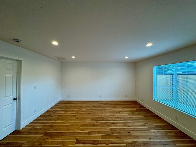 Photo - Large & Newly Constructed 1 bed 1 Bath Apartment for Rent In Los Alamitos! Unit 3957
