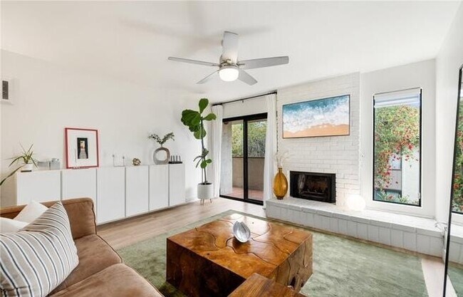 Photo - 110 N 2nd Ave Unit 212