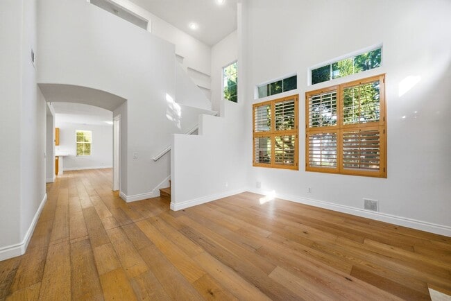 Photo - Beautiful 3 Bedroom 2.5 Bath Single Family...