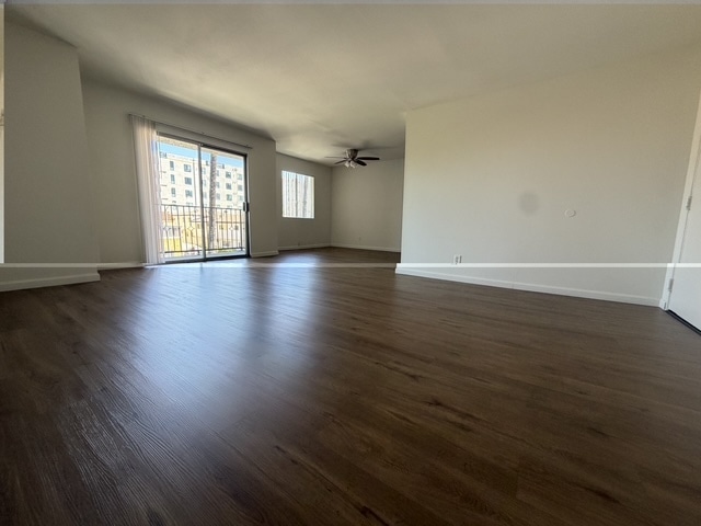 Building Photo - 247 Normandie Ave Unit 301