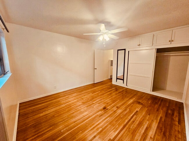 Photo - 1850 N La Brea Ave Unit 5